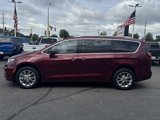 Used 2021 Chrysler Pacifica Touring-L w/ Premium & Safety Sphere Group image 4
