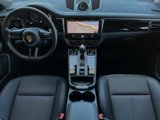 Used 2024 Porsche Macan image 6