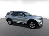 Used 2024 Ford Explorer XLT w/ Equipment Group 202A image 2