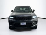 Used 2023 Jeep Grand Cherokee Altitude image 2