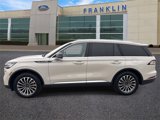 Certified 2023 Lincoln Aviator Reserve w/ Equipment Group 201A image 4