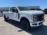 New 2025 Ford F350 4x4 SuperCab Super Duty image 2