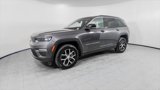 Used 2024 Jeep Grand Cherokee Limited image 2