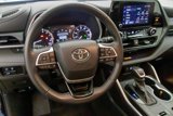 Used 2024 Toyota Highlander XSE image 3