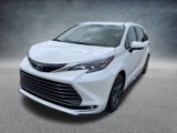 New 2025 Toyota Sienna Platinum image 3