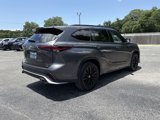 Used 2024 Toyota Highlander XSE image 5