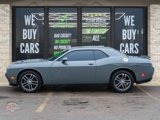 Used 2019 Dodge Challenger SXT image 3