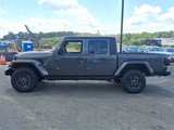 New 2025 Jeep Gladiator Sport image 4