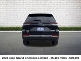 Used 2024 Jeep Grand Cherokee Limited image 4