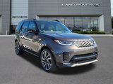 Used 2024 Land Rover Discovery Metropolitan Edition image 2