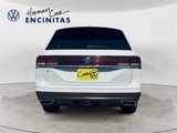 Certified 2025 Volkswagen Atlas SE image 4