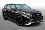 Used 2024 Toyota Highlander XSE image 2