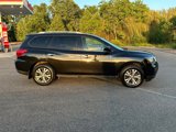 Used 2017 Nissan Pathfinder S image 6
