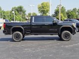 Used 2022 GMC Sierra 2500 Denali w/ Denali Black Diamond Edition image 2
