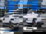 New 2026 Chevrolet Equinox LT w/ Convenience Package II image 3