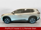 Used 2023 Nissan Rogue SV image 2