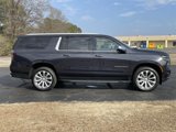 New 2025 Chevrolet Suburban Premier image 2