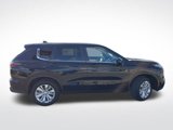 New 2025 Mitsubishi Outlander ES image 6