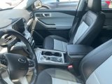 Certified 2022 Ford Explorer XLT w/ Equipment Group 202A image 5