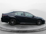 Used 2022 Toyota Camry SE image 6