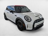 Used 2024 MINI Cooper SE image 4