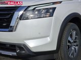 New 2025 Nissan Pathfinder SL image 5