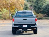 Used 2021 Toyota Tacoma TRD Sport w/ Technology Package image 5
