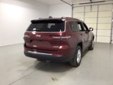 New 2025 Jeep Grand Cherokee L Laredo image 4