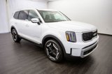 Used 2024 Kia Telluride EX w/ EX Captain's Chair Package image 2