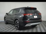 New 2025 Mitsubishi Outlander SE image 5