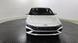 Used 2024 Hyundai Elantra SEL image 2