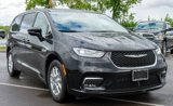 New 2026 Chrysler Pacifica Select image 4