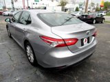 Used 2020 Toyota Camry LE image 5