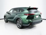 Used 2024 Toyota Highlander XLE image 5