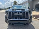 Used 2024 GMC Sierra 2500 Denali Ultimate image 2