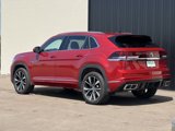 Used 2025 Volkswagen Atlas Cross Sport SEL Premium R-Line image 2