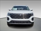 New 2025 Volkswagen Atlas SEL image 3