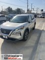 Used 2023 Nissan Rogue SV image 2