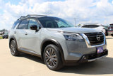 Used 2022 Nissan Pathfinder SL w/ SL Premium Package image 3