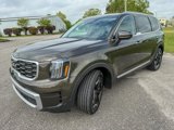 Used 2023 Kia Telluride S w/ S Sunroof Package image 5
