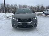 New 2025 Chrysler Pacifica Select image 2
