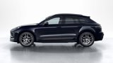 Certified 2023 Porsche Macan image 2