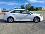 Certified 2022 Toyota Corolla LE image 2