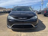 Used 2019 Chrysler Pacifica Limited w/ Advanced Safetytec Group image 2