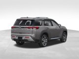 New 2025 Nissan Pathfinder Platinum image 2