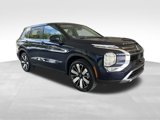New 2025 Mitsubishi Outlander SE image 2