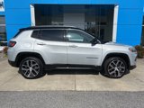 Used 2024 Jeep Compass Limited w/ Elite Group image 2