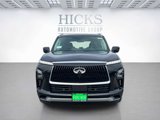 New 2025 INFINITI QX80 Luxe image 2
