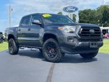 Used 2022 Toyota Tacoma SR image 2