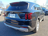 New 2025 Kia Sorento LX image 4
